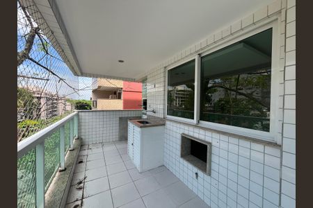 Apartamento à venda com 96m², 3 quartos e 2 vagasSala - Varanda 