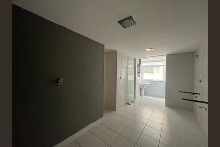 Apartamento à venda com 96m², 3 quartos e 2 vagasCozinha 