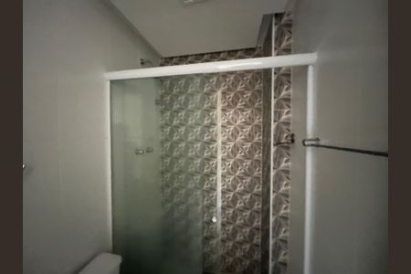 Apartamento à venda com 96m², 3 quartos e 2 vagasBanheiro social