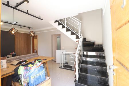 Casa de condomínio à venda com 120m², 3 quartos e 2 vagas