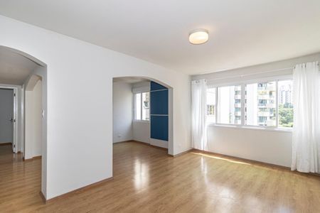 Sala de apartamento para alugar com 2 quartos, 80m² em Moema, São Paulo