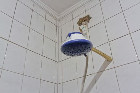 Casa à venda com 90m², 2 quartos e 2 vagas Casa à venda com 90m², 2 quartos e 2 vagasBanheiro