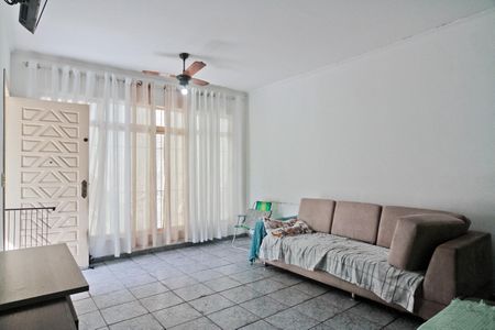 Casa à venda com 90m², 2 quartos e 2 vagas Casa à venda com 90m², 2 quartos e 2 vagasSala