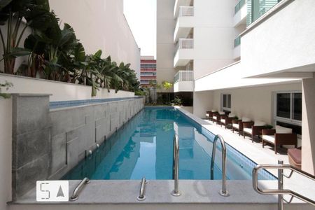 Apartamento para alugar com 40m², 1 quarto e 1 vaga Apartamento para alugar com 40m², 1 quarto e 1 vagaPiscina