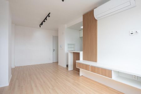 Sala de apartamento para alugar com 2 quartos, 54m² em São Sebastião, Porto Alegre