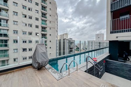 Studio à venda com 50m², 1 quarto e sem vagaÁrea comum - Piscina