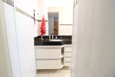 Apartamento para alugar com 96m², 3 quartos e 2 vagasBanheiro Social