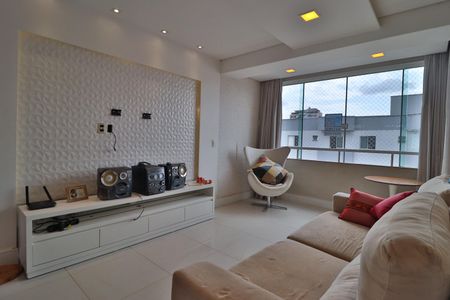 Apartamento para alugar com 96m², 3 quartos e 2 vagasSala