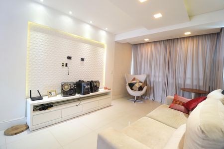 Apartamento para alugar com 96m², 3 quartos e 2 vagasSala