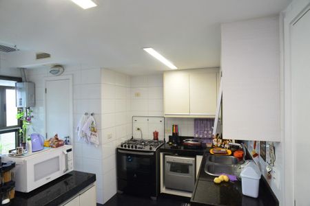 Apartamento à venda com 142m², 3 quartos e 2 vagasCozinha