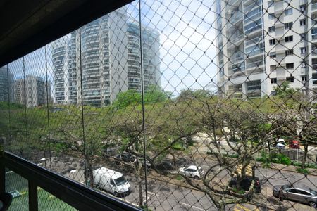 Apartamento à venda com 142m², 3 quartos e 2 vagasVaranda