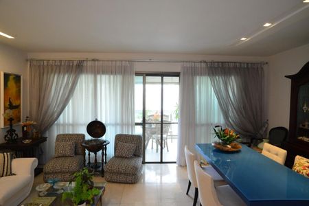 Apartamento à venda com 142m², 3 quartos e 2 vagasSala