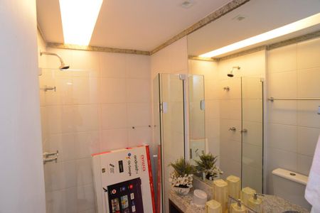 Apartamento à venda com 142m², 3 quartos e 2 vagasBanheiro Suíte 1