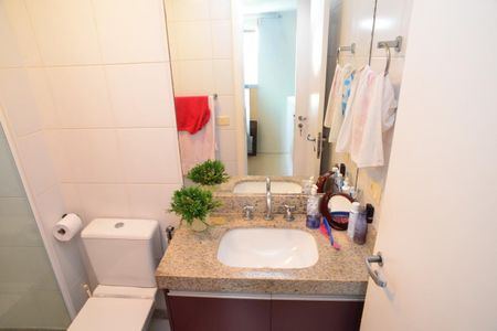 Apartamento à venda com 142m², 3 quartos e 2 vagasBanheiro Suíte 2