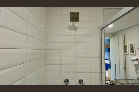 Studio à venda com 40m², 1 quarto e 1 vaga Studio à venda com 40m², 1 quarto e 1 vagaBanheiro