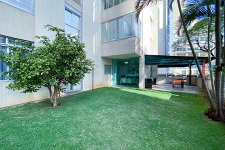 Apartamento à venda com 220m², 2 quartos e 3 vagas