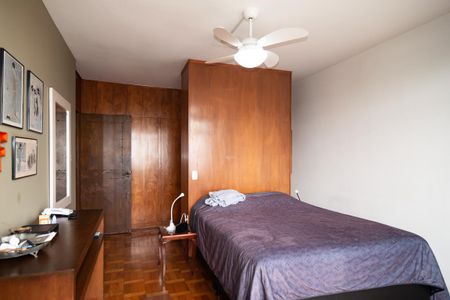 Apartamento à venda com 220m², 2 quartos e 3 vagas