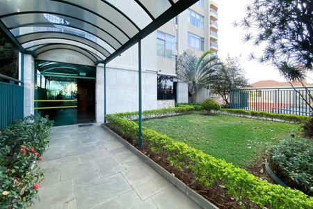 Apartamento à venda com 220m², 2 quartos e 3 vagas