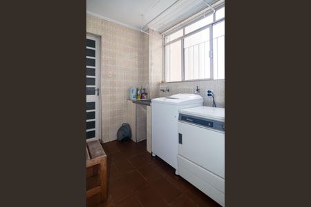 Apartamento à venda com 220m², 2 quartos e 3 vagas
