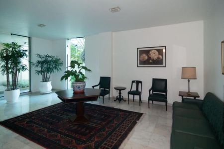 Apartamento à venda com 220m², 2 quartos e 3 vagas