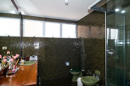 Apartamento à venda com 220m², 2 quartos e 3 vagas