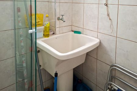 Apartamento para alugar com 44m², 1 quarto e sem vagaBanheiro