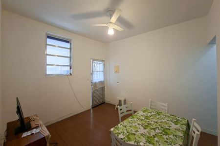 Sala de apartamento para alugar com 1 quarto, 44m² em Guilhermina, Praia Grande