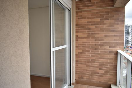 Apartamento para alugar com 105m², 2 quartos e 3 vagasSuíte 2 sacada