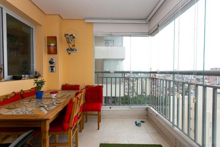 Apartamento à venda com 68m², 2 quartos e 1 vaga Apartamento à venda com 68m², 2 quartos e 1 vagaVaranda gourmet