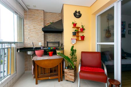 Apartamento à venda com 68m², 2 quartos e 1 vaga Apartamento à venda com 68m², 2 quartos e 1 vagaVaranda gourmet