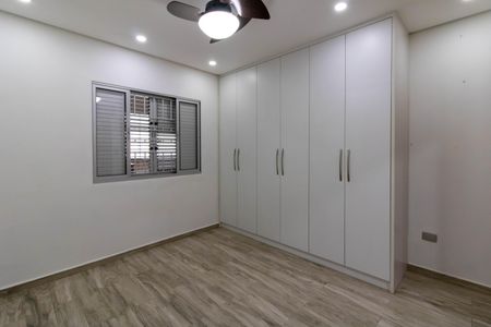 Casa à venda com 220m², 2 quartos e 4 vagas Casa à venda com 220m², 2 quartos e 4 vagasSuíte 2