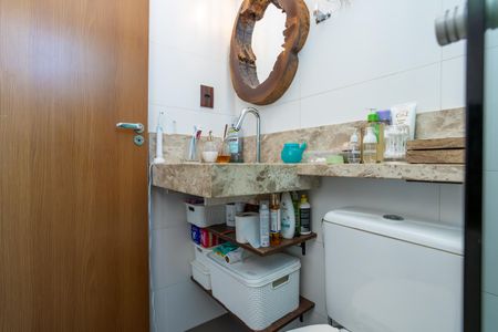 Apartamento à venda com 112m², 3 quartos e 2 vagasBanheiro da Suite