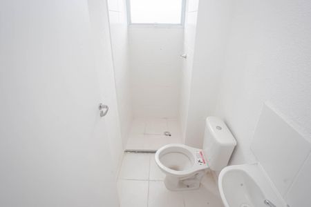 Banheiro de apartamento à venda com 2 quartos, 40m² em Vila Cristalia, São Paulo