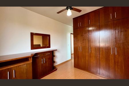 Apartamento à venda com 90m², 3 quartos e 1 vaga Apartamento à venda com 90m², 3 quartos e 1 vagaquarto