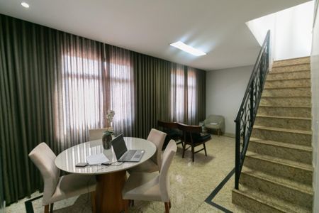 Apartamento à venda com 170m², 3 quartos e 2 vagas