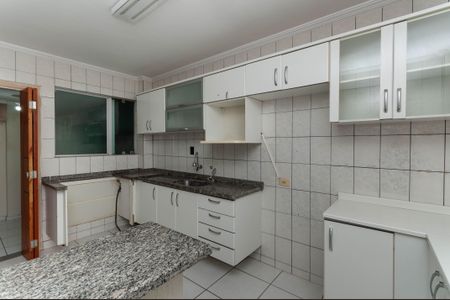 Apartamento à venda com 61m², 1 quarto e sem vaga Apartamento à venda com 61m², 1 quarto e sem vagaCozinha