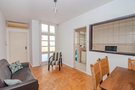 Sala de apartamento à venda com 1 quarto, 45m² em Independência, Porto Alegre