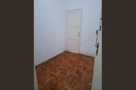 Apartamento à venda com 34m², 1 quarto e sem vagaFoto 02