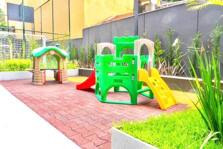 Apartamento para alugar com 38m², 1 quarto e sem vaga Apartamento para alugar com 38m², 1 quarto e sem vagaÁrea comum - Playground