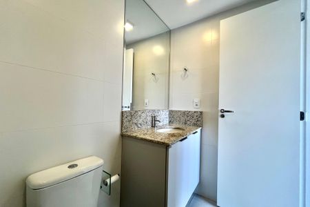 Apartamento para alugar com 38m², 1 quarto e sem vaga Apartamento para alugar com 38m², 1 quarto e sem vagaBanheiro da Suíte