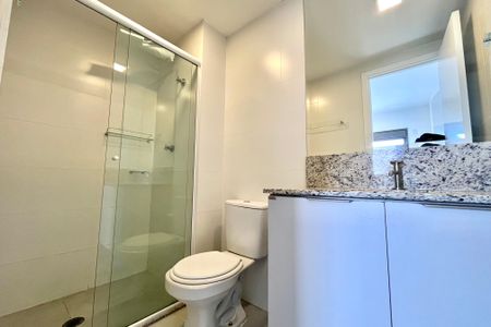 Apartamento para alugar com 38m², 1 quarto e sem vaga Apartamento para alugar com 38m², 1 quarto e sem vagaBanheiro da Suíte