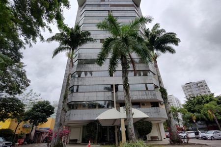 Apartamento à venda com 118m², 3 quartos e 2 vagas Apartamento à venda com 118m², 3 quartos e 2 vagasFachada do Prédio