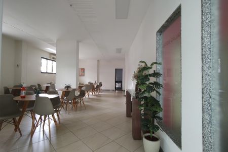 Apartamento à venda com 118m², 3 quartos e 2 vagas Apartamento à venda com 118m², 3 quartos e 2 vagasÁrea comum - Salão de festas