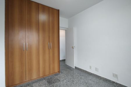 Apartamento à venda com 118m², 3 quartos e 2 vagas Apartamento à venda com 118m², 3 quartos e 2 vagasQuarto 2