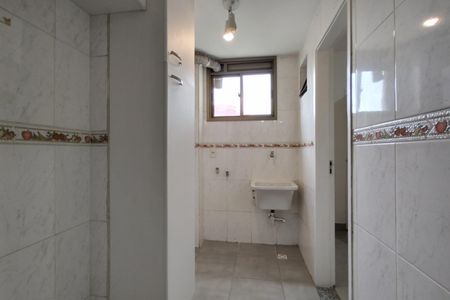 Apartamento à venda com 118m², 3 quartos e 2 vagas Apartamento à venda com 118m², 3 quartos e 2 vagasÁrea de Serviço