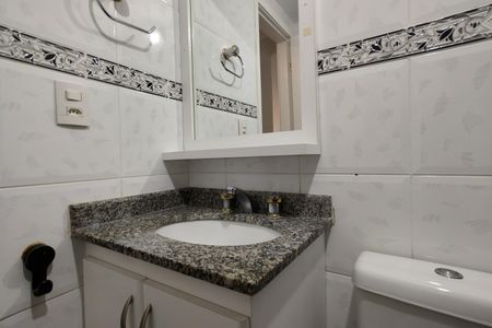Apartamento à venda com 118m², 3 quartos e 2 vagas Apartamento à venda com 118m², 3 quartos e 2 vagasBanheiro Social