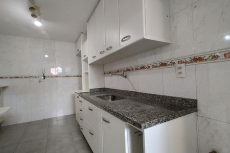 Apartamento à venda com 118m², 3 quartos e 2 vagas Apartamento à venda com 118m², 3 quartos e 2 vagasCozinha - Armários