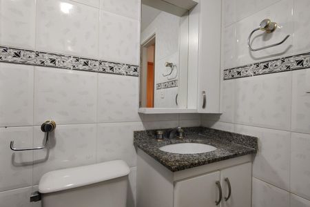 Apartamento à venda com 118m², 3 quartos e 2 vagas Apartamento à venda com 118m², 3 quartos e 2 vagasBanheiro da Suíte