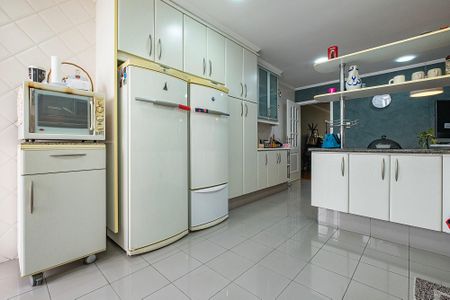 Apartamento à venda com 174m², 4 quartos e 1 vagaCozinha