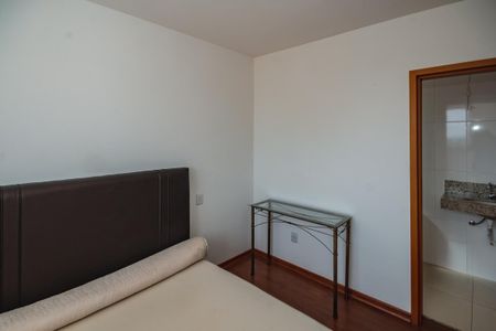 Apartamento para alugar com 90m², 3 quartos e 2 vagasSuíte